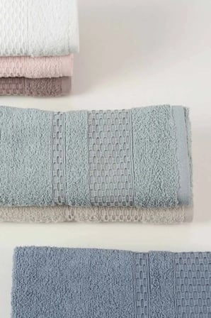 Julie Arya Jakarlı Desenli 6'lı Havlu Seti 50x90