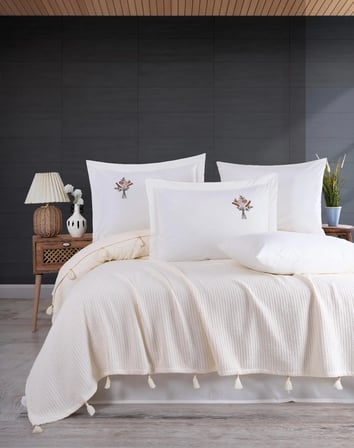 New Home Saçaklı Nakışlı Lüx Pike Takımı Çift Kişilik