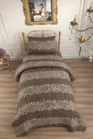 Leopar Desenli Yatak Örtüsü – Tek Kişilik