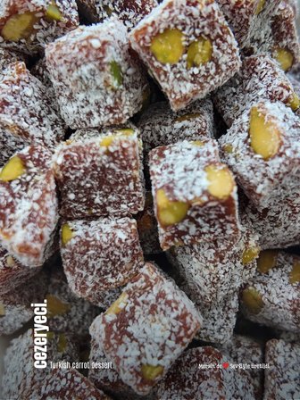 Antep Fıstıklı Küp Cezerye 500 Gr