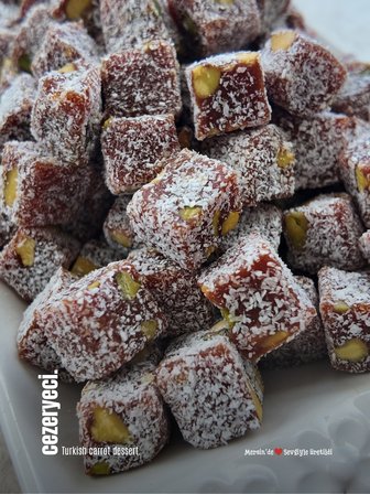 Antep Fıstıklı Küp Cezerye 250 Gr