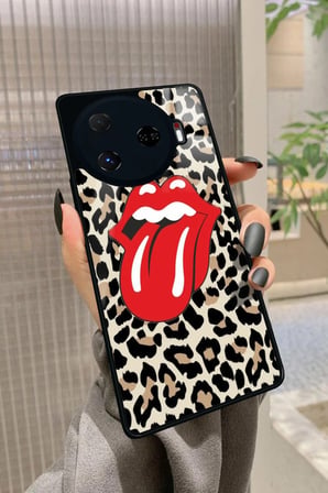 Tecno Camon 30 Pro Uyumlu İnci Küpeli Kız Tablo Tasarımlı Parlak Silikon Kılıf