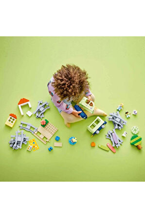 Erkek Çocuk Oyuncak Kasabası İnteraktif Macera Treni 10427 Kız Çocuk Eğitici Oyuncaklar