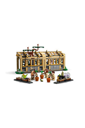 Erkek Çocuk Oyuncak 76445 - Hogwarts Şatosu: Bitkibilim Dersi 390 parça +8 yaş Kız Çocuk