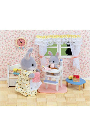 Erkek Çocuk Oyuncak Sylvanian Families Bebek Mama Sandalyesi 5221 Kız Çocuk Eğitici Oyuncaklar