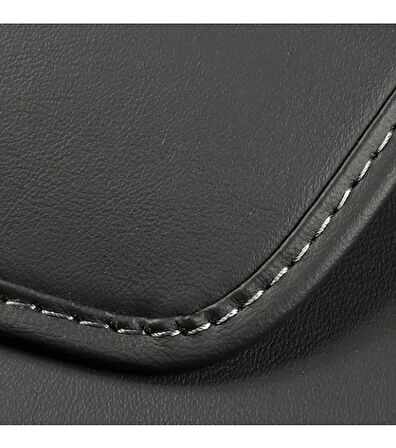 Tesla Model Y Kolçak