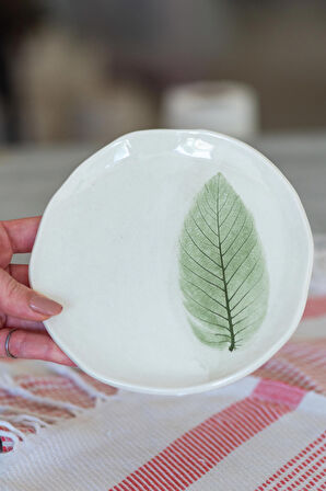 Yaprak Desenli Tabak, El Yapımı Seramik Tabak, Dekoratif Tabak, 20 cm Tatlı Tabağı