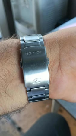CASIO EDIFICE EF-129D-7AV – Erkek Kol Saati