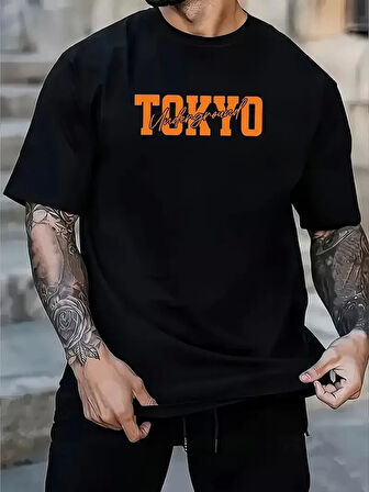 Erkek Turuncu Spor Araba Grafik Tişört - "TOKYO" Baskılı Günlük Oversize Kısa Kollu Tişört, Yetişkinler için Yazlık Giyim, Turuncu Araba Tasarımı- Siyah