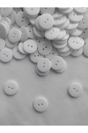 Beyaz Renk 1.8 Cm Çapında Polyester Düğme 20 Adet.
