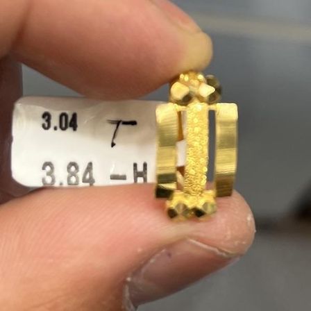 Kaburga Taşlı Sıralı Altın J Küpe 22 Ayar 3.04 Gram Kadın Hediye