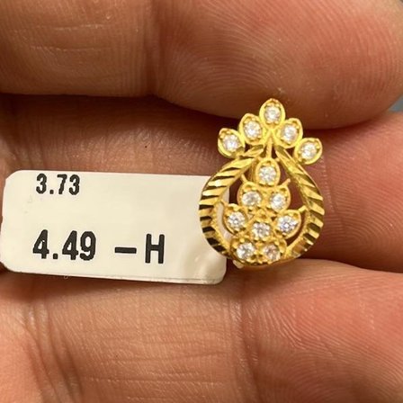 Çiçek Taşlı Yaprak Ajurlu Altın J Küpe 22 Ayar 3.73 Gram Kadın Hediye
