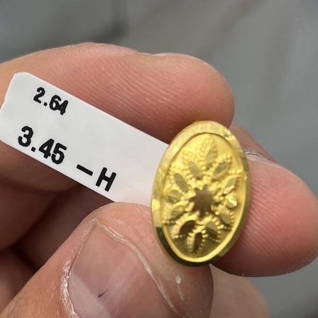 Çiçek Oval Ajurlu Altın J Küpe 22 Ayar 2.64 Gram Kadın Hediye