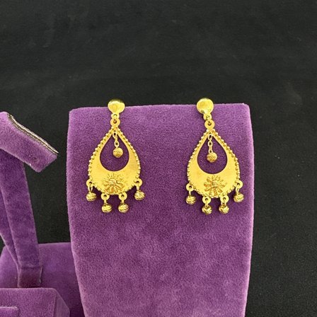 Su Damlası Sallantılı Top Top Ajurlu Çevreli Altın Küpe 22 Ayar 4.89 Gram Kadın Hediye