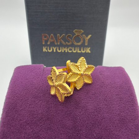 Yıldız Çiçek Kalemli Altın Sallantılı Küpe 22 Ayar 1.68 Gram Kadın Hediye