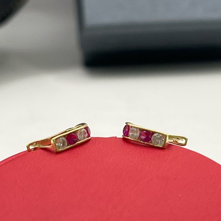 Kalemli Taşlı Sıralı Halka Çıtçıt Altın Çocuk Küpesi 14 Ayar 0.85 Gram Hediye