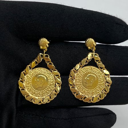 Dolamalı Çeyrekli Ziynetli Madalyon Vidalı Çevreli Altın Çivili Küpe 22 Ayar 7.62 Gram