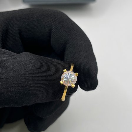 Tek Taş Altın Yüzük 22 Ayar 4.04 Gram Kadın Hediye