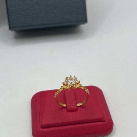 Lotus Çiçek Yıldız Çevreli Top Top Altın Taşlı Yüzük 22 Ayar 3.32 Gram Kadın Hediye