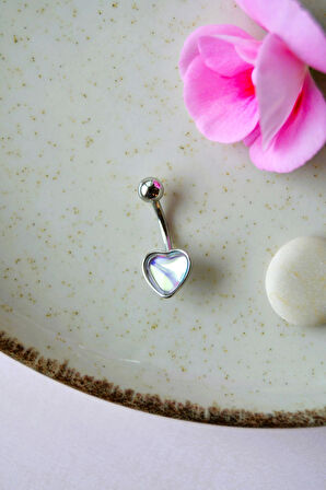 Yansımalı Taşlı Kalp Model Çelik Göbek Piercingi Hafif Minimal