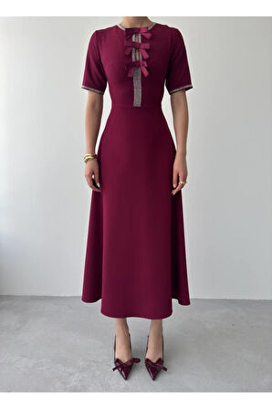 Wera Taşlı Fiyonk Detaylı Elbise