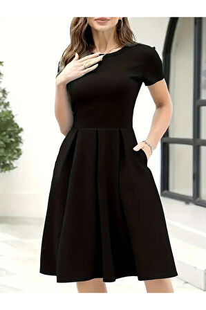 Kadın Kısa Kollu Bisiklet Yaka önden Pile Detaylı Janjan Krep Elbise