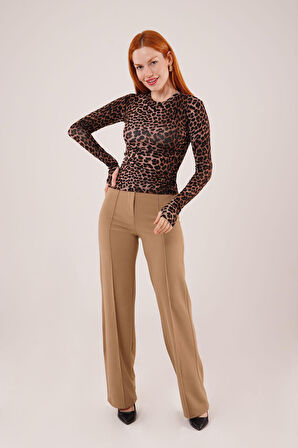 Ön Dikiş Detaylı Tek Düğme Camel Pantolon