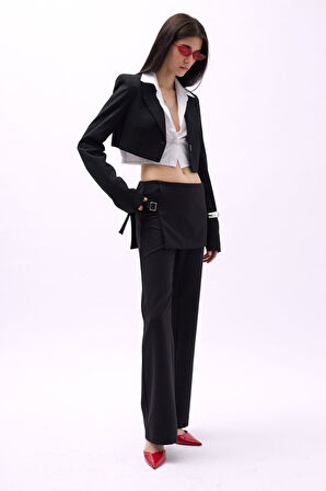 Etek Detaylı Kemerli  Pantolon