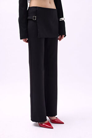 Etek Detaylı Kemerli  Pantolon