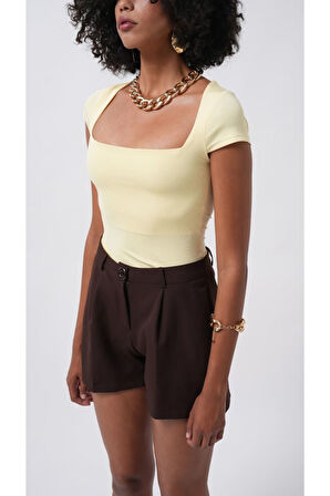 Pencere Detay Mini Dekolte Bluz