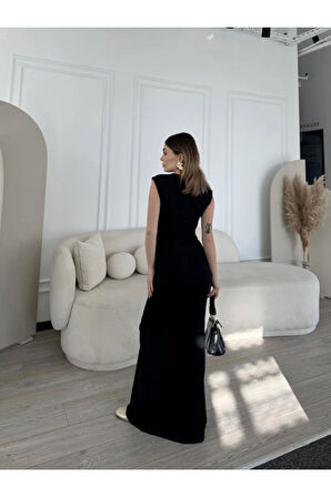 Kolsuz Uzun Likralı Elbise - Siyah