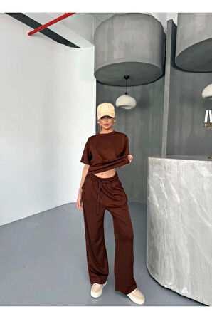 Osy Modal Yumuşak Dokulu Kumaş Kısa Kollu Bluz Rahat Pantalon Ikili Takım- Kahverengi