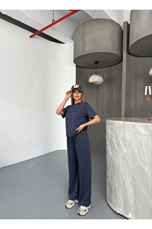 Osy Modal Yumuşak Dokulu Kumaş Kısa Kollu Bluz Rahat Pantalon Ikili Takım- Füme