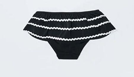 Kız çocuk bikini altı