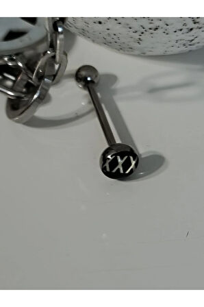 XXX çelik dil piercing