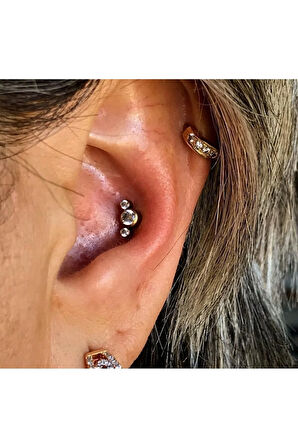Asimetrik Üç Taş Kristal Çelik Tragus Helix Conch Piercing,