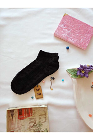 3 ÇİFT PATİK BURUN DİKİŞSİZ ÇORAP YUMUŞAK PAMUKLU KISA KONÇ DESENLİ KADIN ÇORABI 36-40