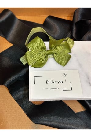 D’Arya Fıstık Yeşili Büyük Fiyonk Bebek ve Kız Çocuk Saç Bandı – Kawaii Korean Style DD188