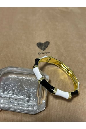 DD502 Vintage Siyah Beyaz Bambu Desenli Gold Kelepçe Bileklik