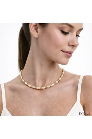 DD545 Gold Ara Boncuklu Oval İnci Kolye