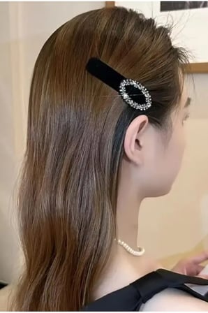 DD62 Siyah Kadife Taşlı Oval Saç Tokası – Vintage K-Beauty Stil
