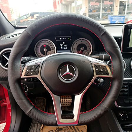DİKİŞLİ DİREKSİYON KILIFI SİYAH DERİ NOKTALI DERİ KIRMIZI DİKİŞLİ MERCEDES A180 (FOTODAKİ) İÇİN