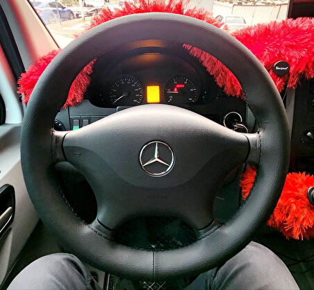DİKİŞLİ DİREKSİYON KILIFI SİYAH DERİ SİYAH DİKİŞLİ MERCEDES SPRİNTER 2015 SONRASI İÇİN