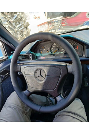 DİKİŞLİ DİREKSİYON KILIFI DAMARLI SİYAH DERİ SİYAH DİKİŞLİ E200 MERCEDES İÇİN HIZLI KARGO