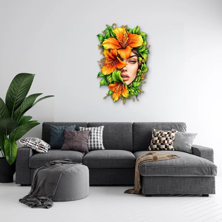 Turuncu Zambaklı Kadın Portresi Metal Tablo 43x65 cm