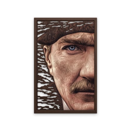 Kasketli Mavi Gözlü Adam Metal Tablo 33x50 cm