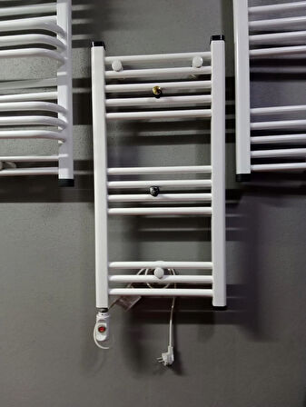 DECOPAN ELEKTİRİKLİ 400/1000MM BEYAZ HAVLUPAN(14 boru)