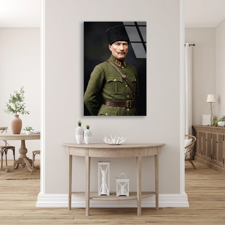 Atatürk Kalpaklı Komutan Cam Tablo 35x50 cm