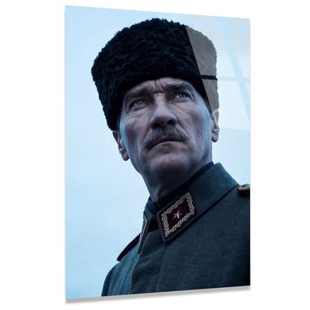 Atatürk Başkomutan Portre Cam Tablo 35x50 cm