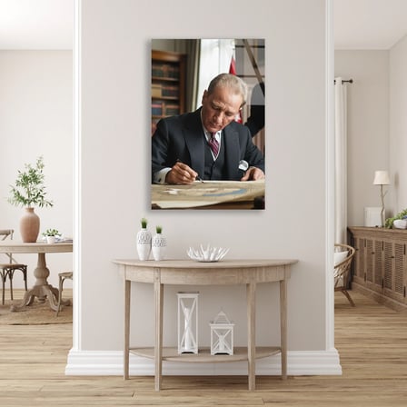 Atatürk Çalışma Masasında Cam Tablo 35x50 cm